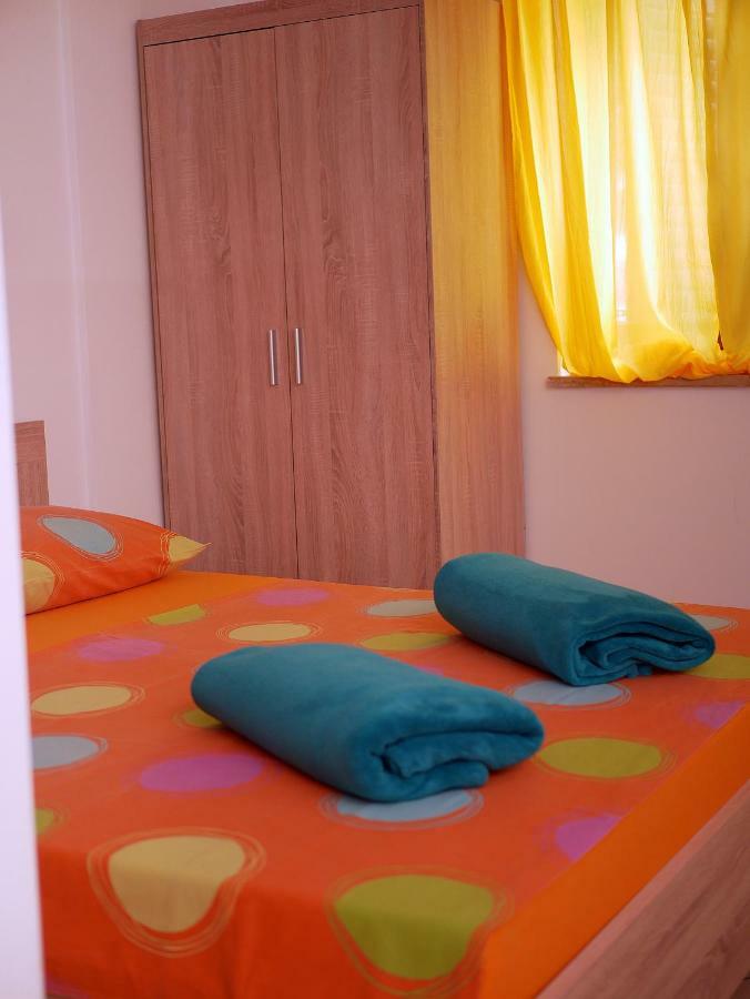 Apartment Gaga And Nia Krk Town Εξωτερικό φωτογραφία